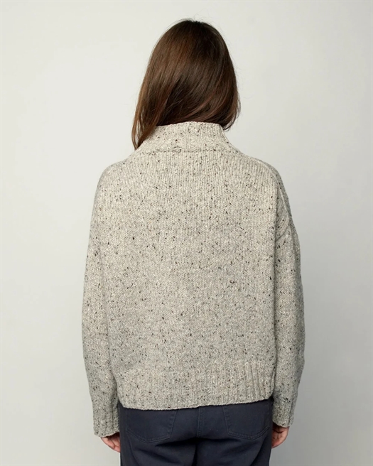 LANGØ SWEATER fra Kit Couture
